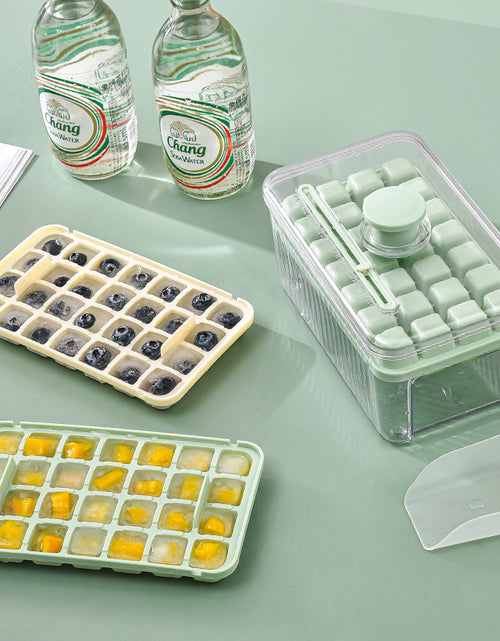 Load image into Gallery viewer, Press Type Ice Cube Ice Box Refrigerator Ice Cube Artifact Silicone Mold With Cover Household Sealed Food Grade Ice Maker
