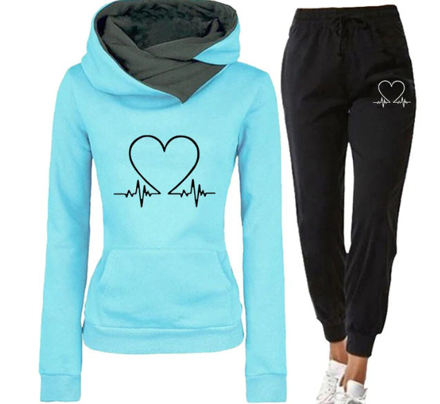 Women’s Love Heart Printed Sports Suit