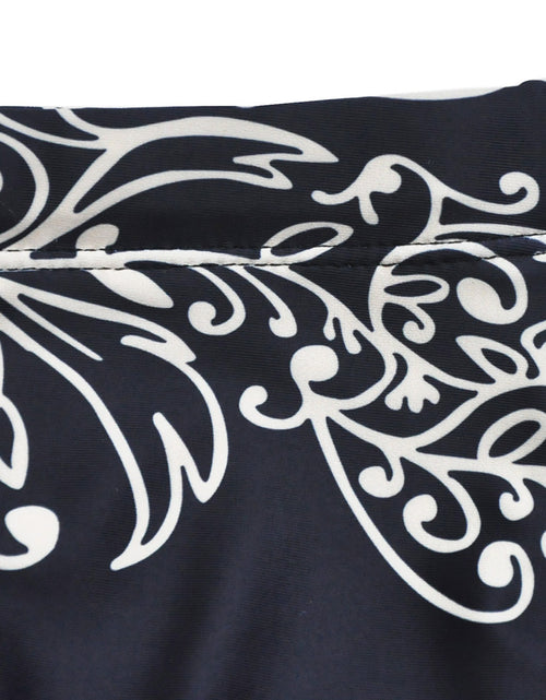 Bild in Galerie-Viewer laden, Waterproof printed nylon triangle swim trunks
