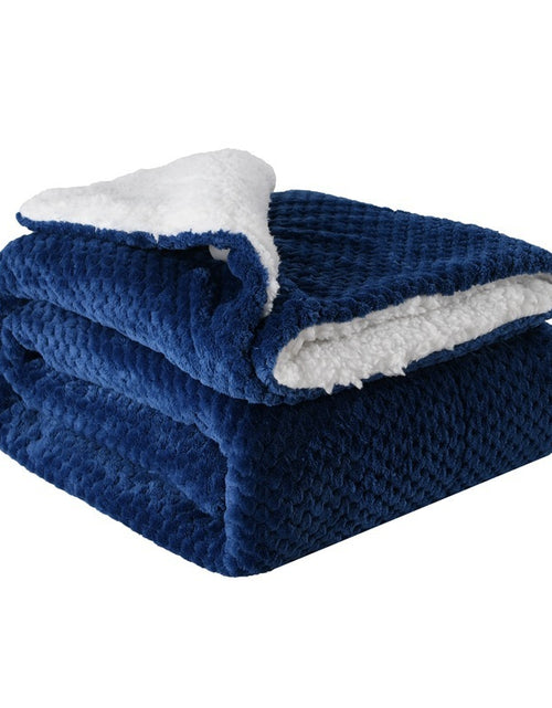 Bild in Galerie-Viewer laden, Thickened Flannel Lamb Wool Composite Double Blanket Leisure Blanket Gift Blanket
