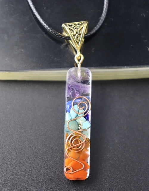Cargar imagen en el visor de la galería, Colgante de cristal de energía curativa Reiki retro, piedra natural para yoga, meditación, joyería espiritual de los 7 chakras, collar, amuleto
