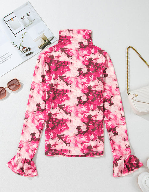 Bild in Galerie-Viewer laden, Rose Allover Floral Print Mesh Top

