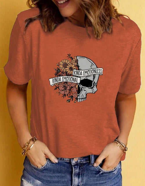 Load image into Gallery viewer, Women&#39;s Graphic Print Crew Neck Short-sleeved T-shirt
