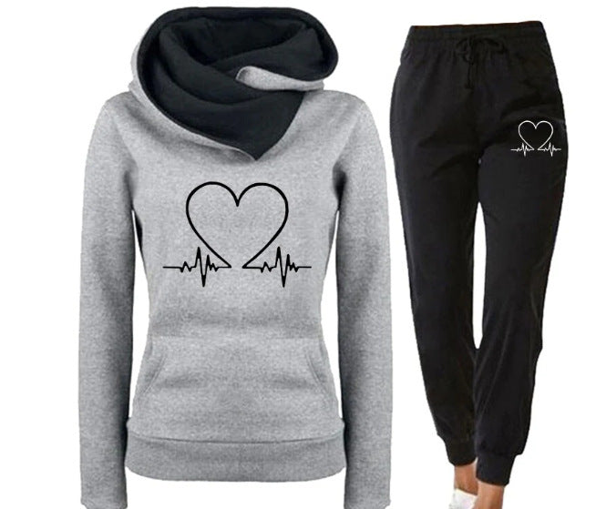 Women’s Love Heart Printed Sports Suit