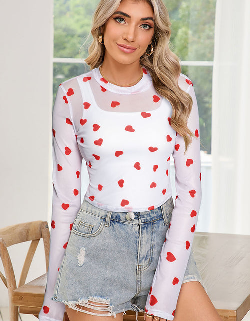 Cargar imagen en el visor de la galería, White Heart Print Mesh Long Sleeve Top
