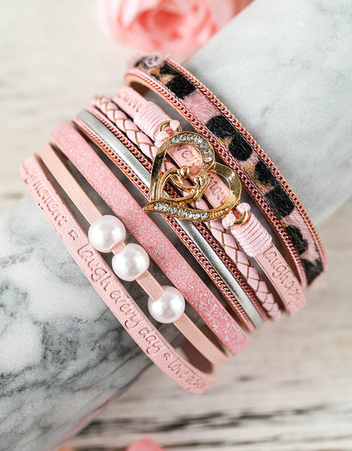 Cargar imagen en el visor de la galería, Pink Leopard Letter Print Heart Shaped Magnetic Buckle Bracelet
