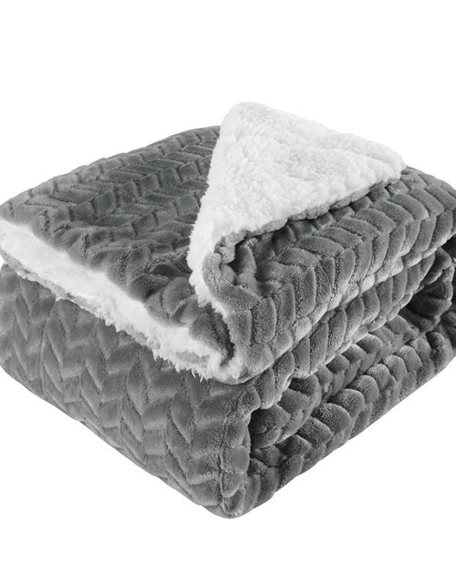 Bild in Galerie-Viewer laden, Thickened Flannel Lamb Wool Composite Double Blanket Leisure Blanket Gift Blanket
