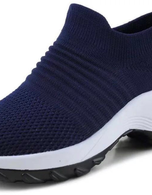 Load image into Gallery viewer, Women’s Mesh Dancing Shoes
