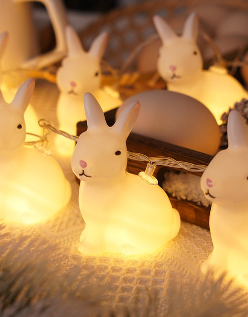 Bild in Galerie-Viewer laden, Easter Plastic Egg Lamp
