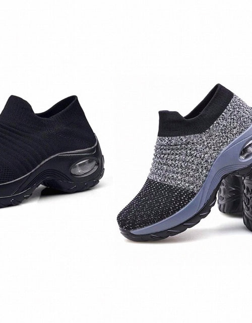 Load image into Gallery viewer, Women’s Mesh Dancing Shoes
