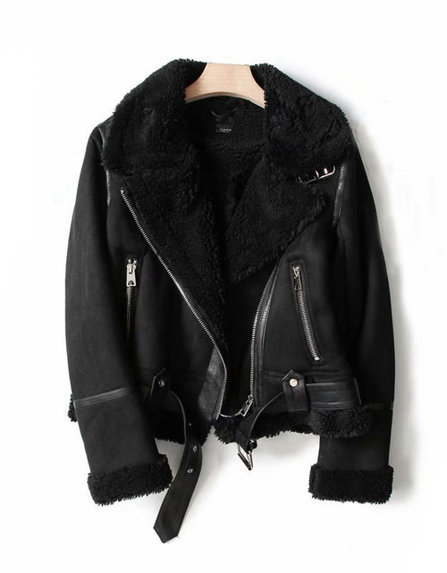 Cargar imagen en el visor de la galería, Chaqueta de solapa de invierno, abrigo cálido de lana de cordero y gamuza, ropa de moto, prendas de vestir exteriores para mujer
