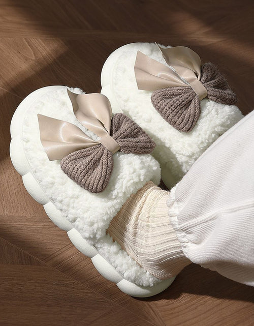 Bild in Galerie-Viewer laden, Pink Contrast Bowknot Applique Plush Winter Slippers
