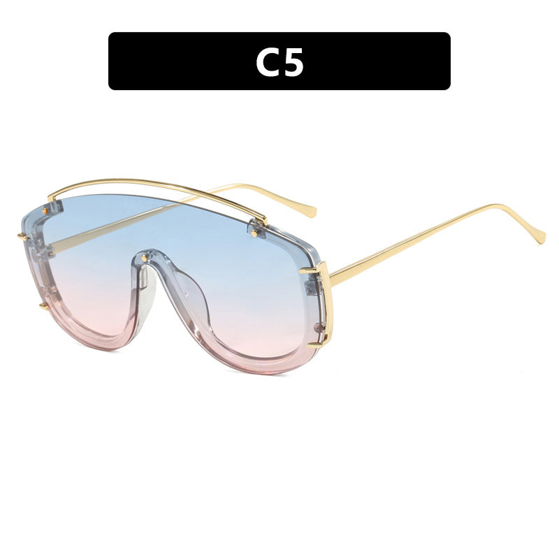 Trendy large frame one-piece sunglasses with a metallic high-end feel, Instagram sunglasses with personalized outdoor internet celebrity sunglasses