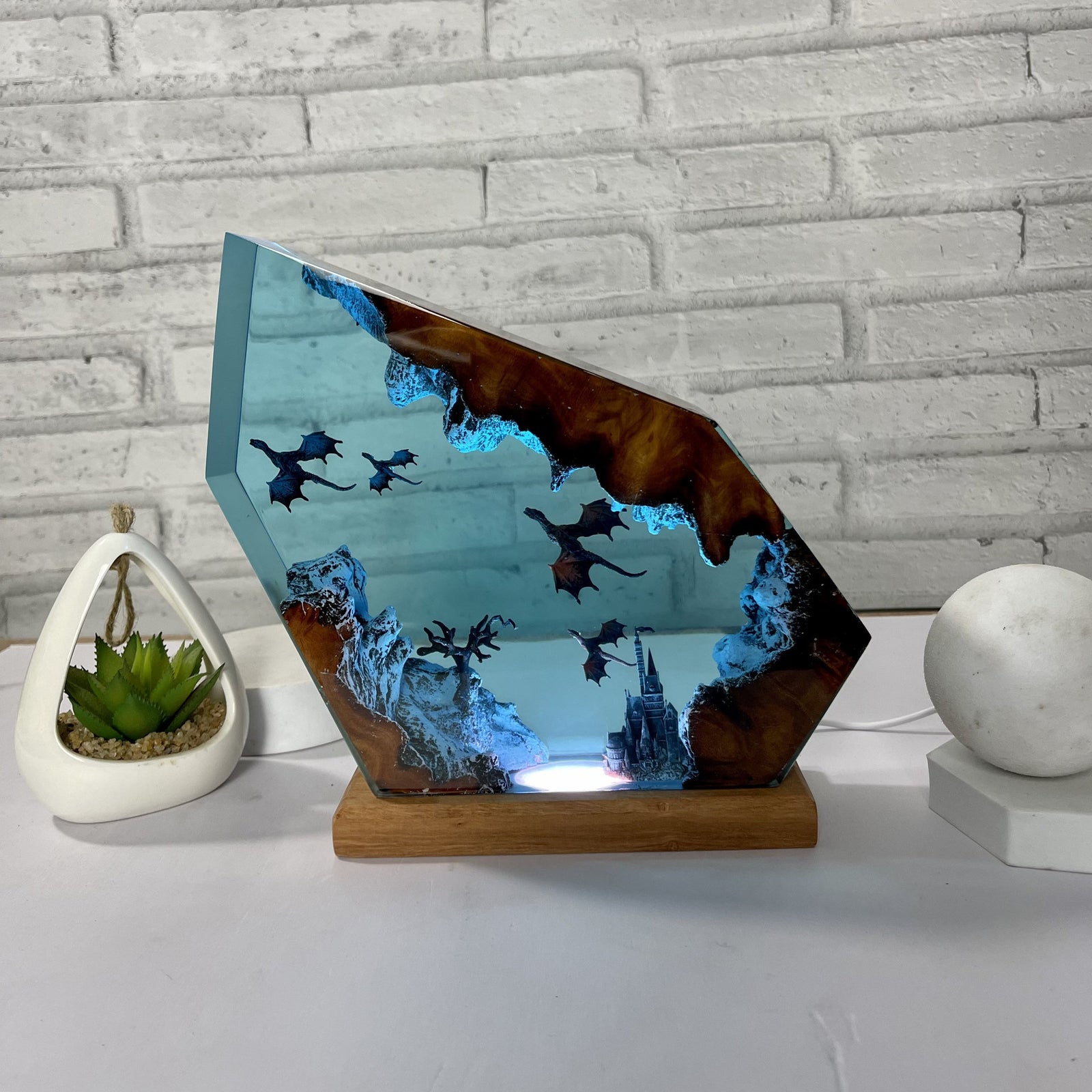 Fire Dragon and Ice Dragon Resin Lamp 3D Dragon Desk Lamp Game of Power Dragon Lamp Lighting Home Decoration