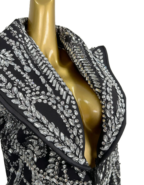 Bild in Galerie-Viewer laden, Modisches kurzes Kleid mit Kristallen und Strasssteinen
