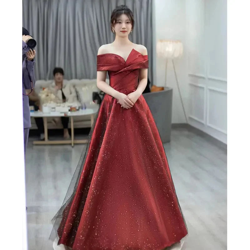 Vestido de satén para mujer