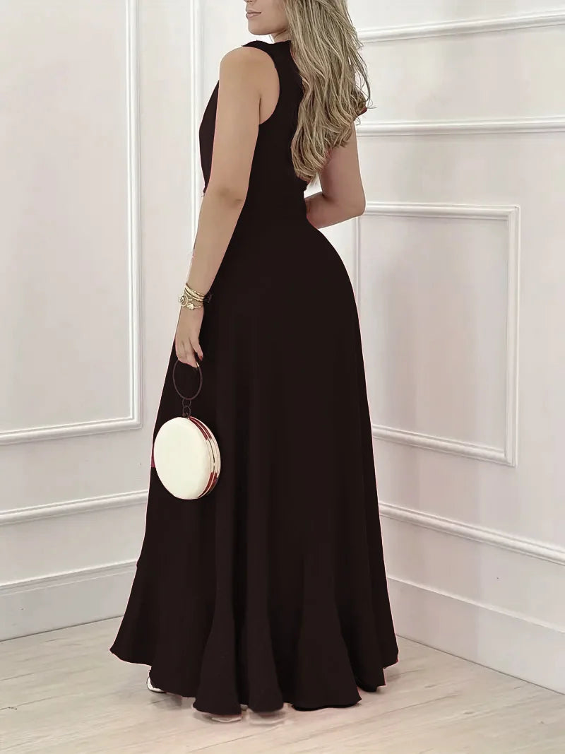 Sleeveless Pleated V-neck Long Dress
