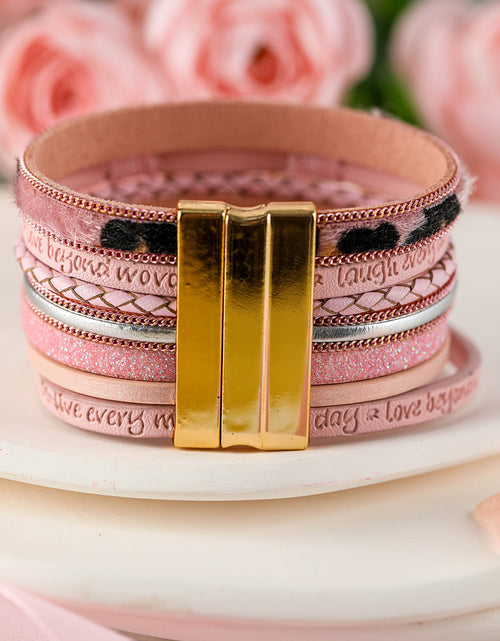 Cargar imagen en el visor de la galería, Pink Leopard Letter Print Heart Shaped Magnetic Buckle Bracelet
