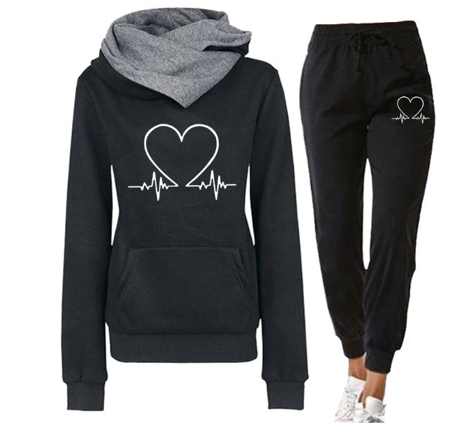 Women’s Love Heart Printed Sports Suit