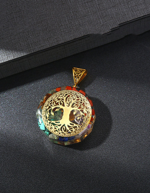Cargar imagen en el visor de la galería, Colgante de cristal de energía curativa Reiki retro, piedra natural para yoga, meditación, joyería espiritual de los 7 chakras, collar, amuleto
