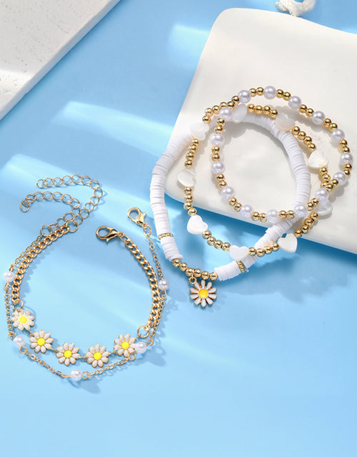 Load image into Gallery viewer, White Daisy Decor Beaded Bracelet
