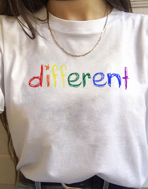 Cargar imagen en el visor de la galería, Camisetas para mujer Camiseta de manga corta para mujer Orgullo Gay Arcoiris Novias
