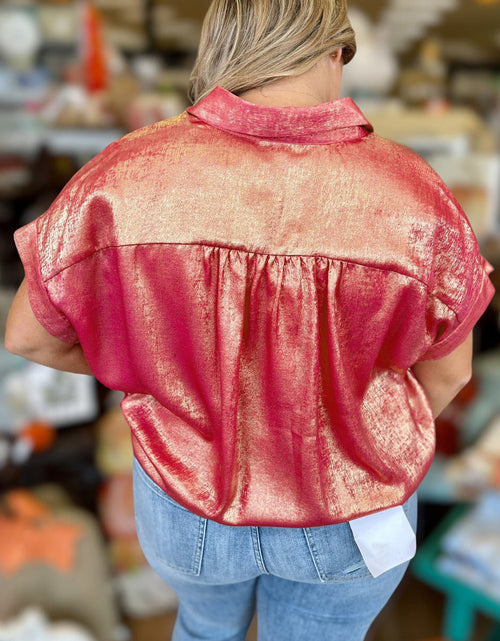 Bild in Galerie-Viewer laden, Rose Red Metallic Sheen Short Sleeve Plus Size Shirt
