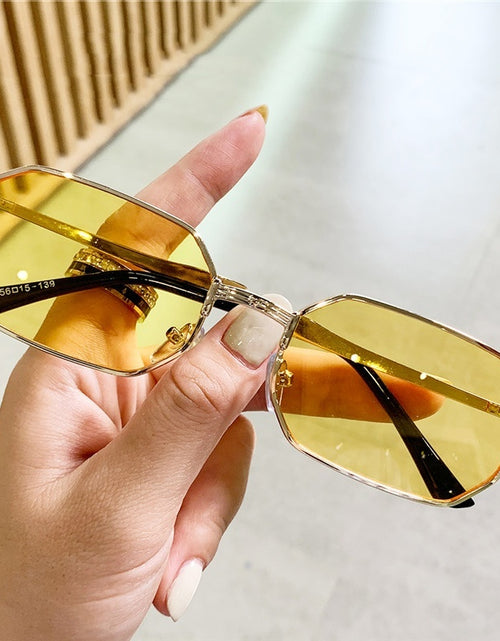 Load image into Gallery viewer, Personality Polygon Metal Sun Glasses
