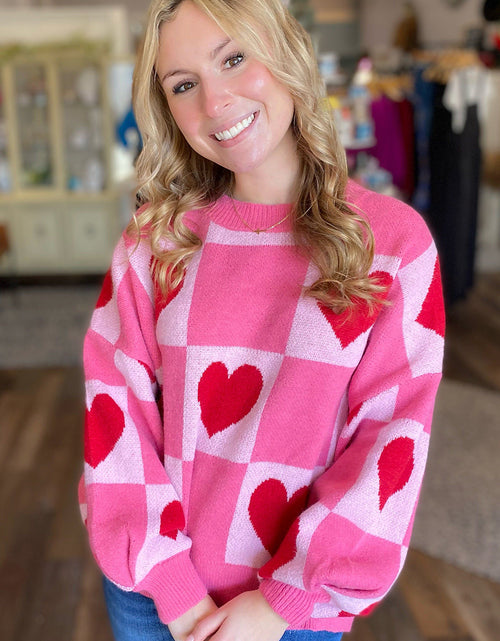 Cargar imagen en el visor de la galería, Pink Love Heart Checkered Valentine Knit Sweater
