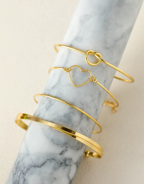Bild in Galerie-Viewer laden, Gold Heart Geometric Knot Open Cuff Bracelet 4-piece Set
