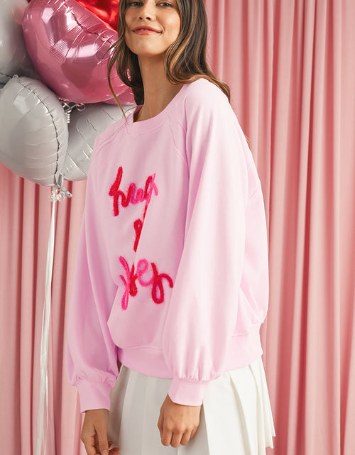 Bild in Galerie-Viewer laden, Pink Tinsel Hugs and Kisses Raglan Sleeve Sweatshirt
